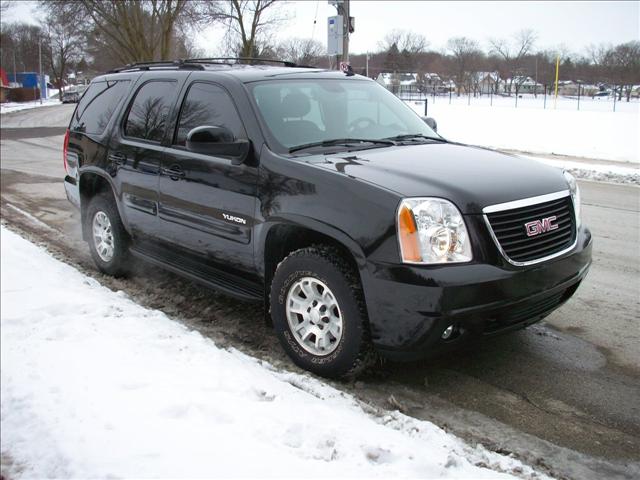 GMC Yukon 45 Sport Utility