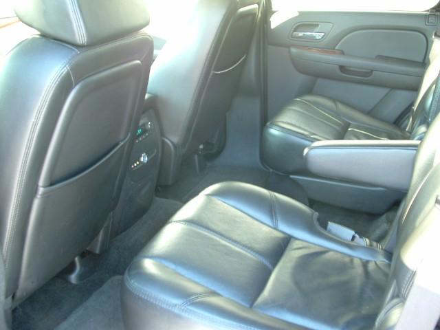 GMC Yukon 2007 photo 2