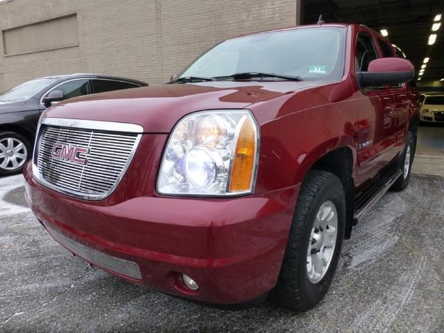 GMC Yukon 2007 photo 2