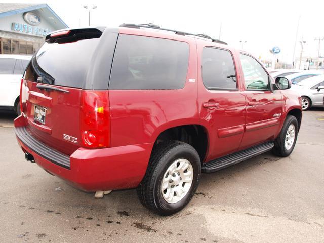 GMC Yukon 2007 photo 2