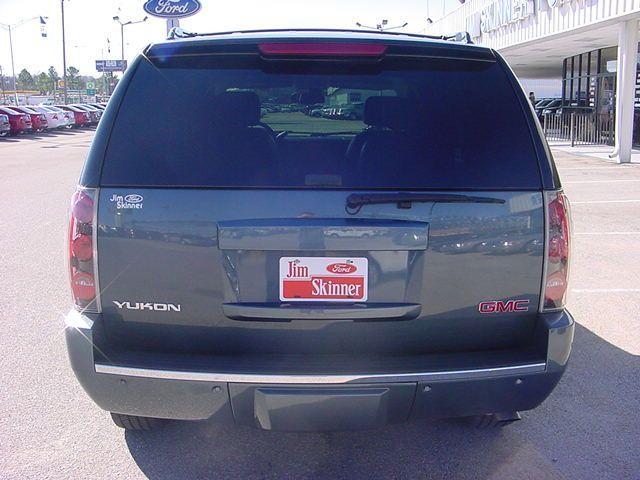 GMC Yukon 2007 photo 4