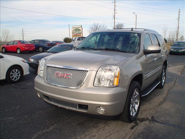 GMC Yukon EX Sedan 4D Sport Utility