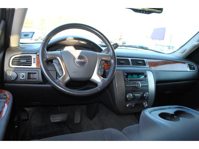 GMC Yukon 2007 photo 3