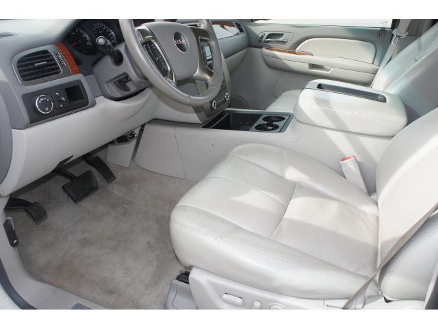 GMC Yukon 2007 photo 4