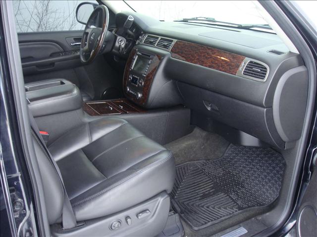 GMC Yukon 2007 photo 2