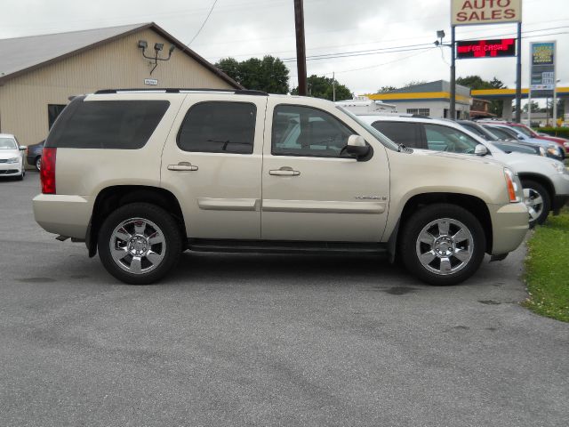 GMC Yukon 2007 photo 2