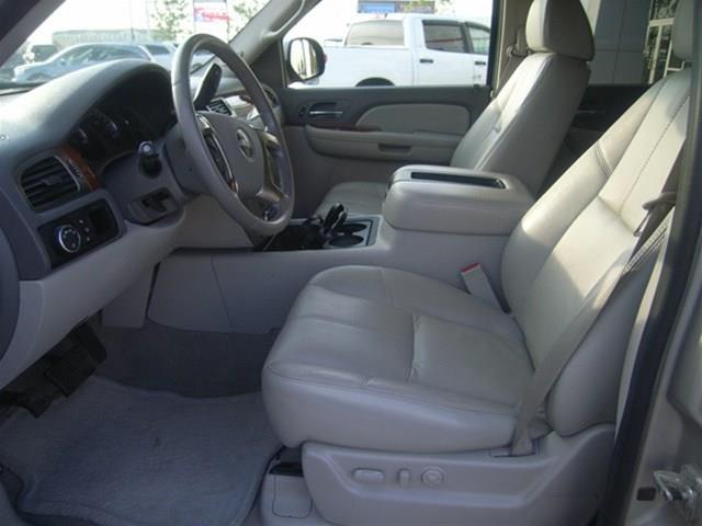 GMC Yukon 2007 photo 2