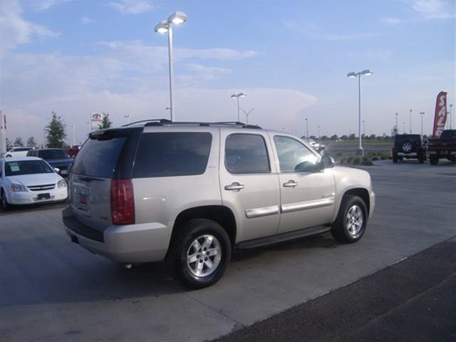 GMC Yukon 2007 photo 3