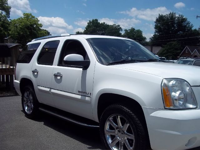 GMC Yukon 2007 photo 4