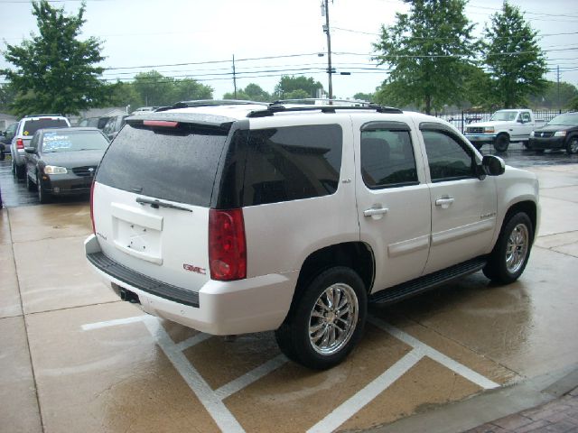 GMC Yukon 2007 photo 4