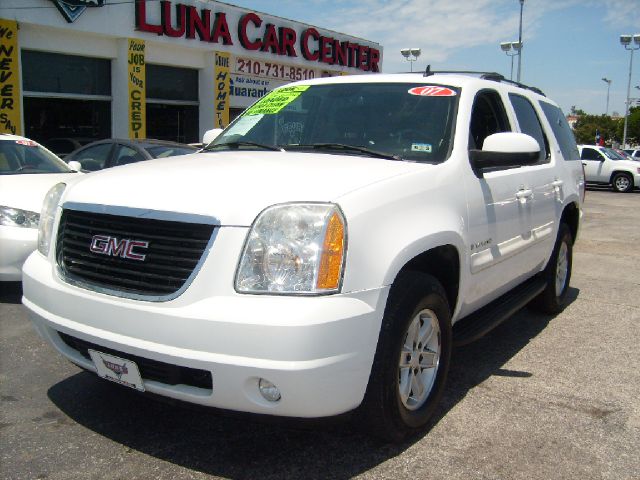 GMC Yukon 2007 photo 1