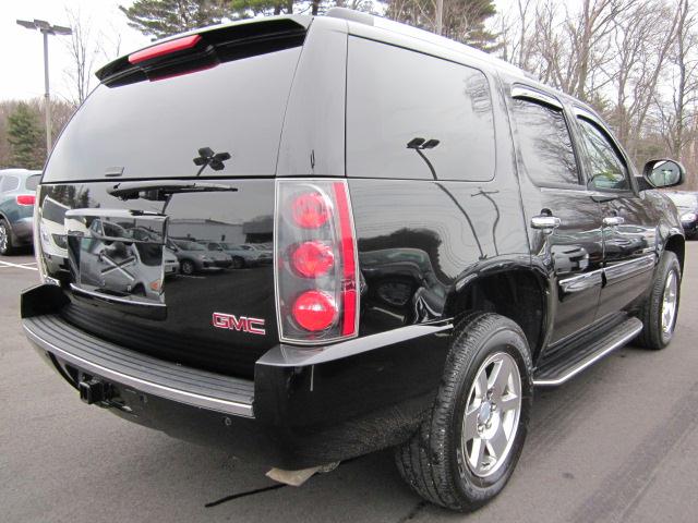 GMC Yukon 2008 photo 3