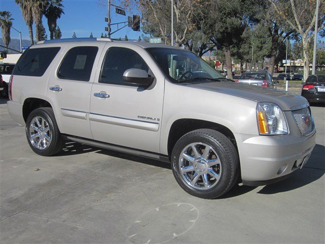 GMC Yukon 2008 photo 1