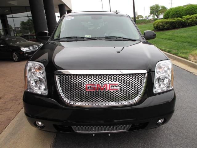 GMC Yukon 2008 photo 1