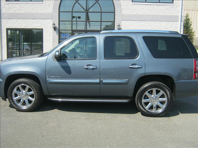 GMC Yukon EX Sedan 4D Sport Utility