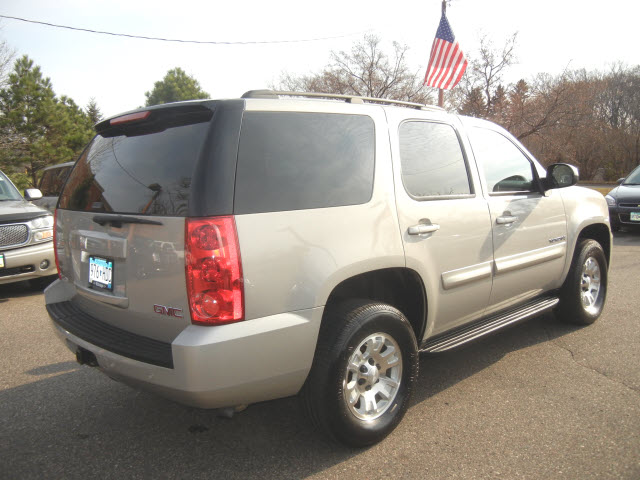 GMC Yukon 2008 photo 1