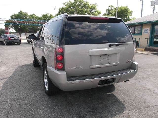 GMC Yukon 2008 photo 23