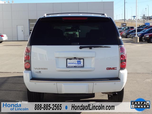 GMC Yukon 2008 photo 3