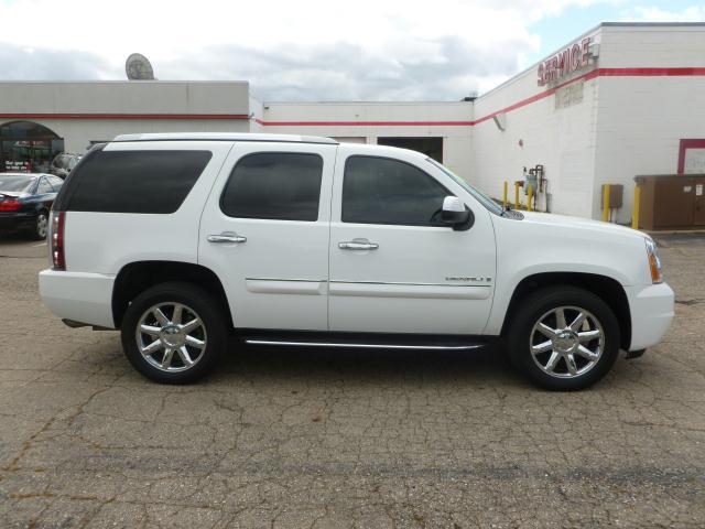 GMC Yukon 2008 photo 1