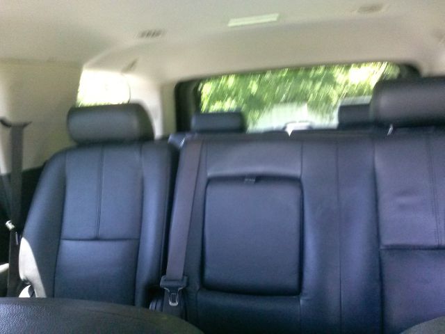 GMC Yukon 2008 photo 2