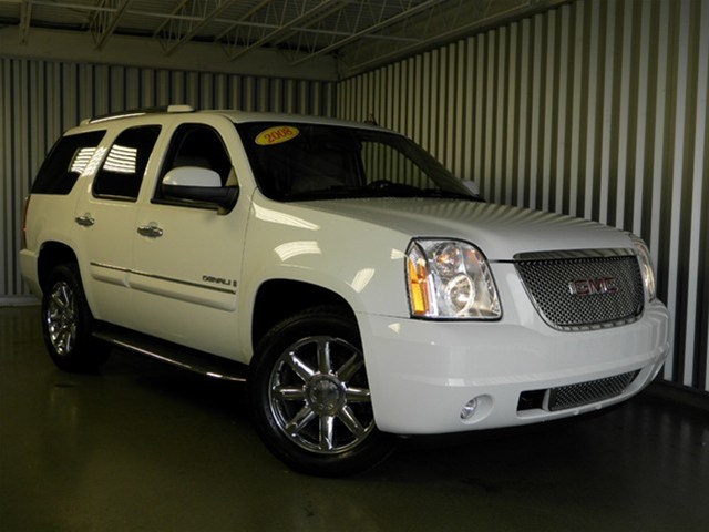 GMC Yukon 2008 photo 1