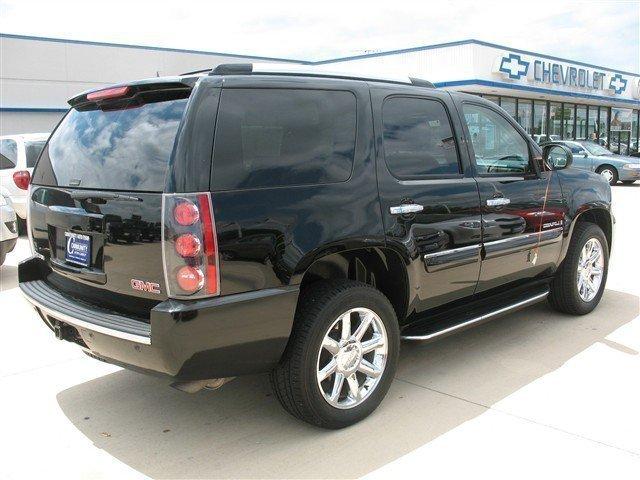 GMC Yukon 2008 photo 1