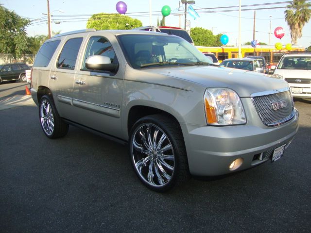 GMC Yukon 2008 photo 10