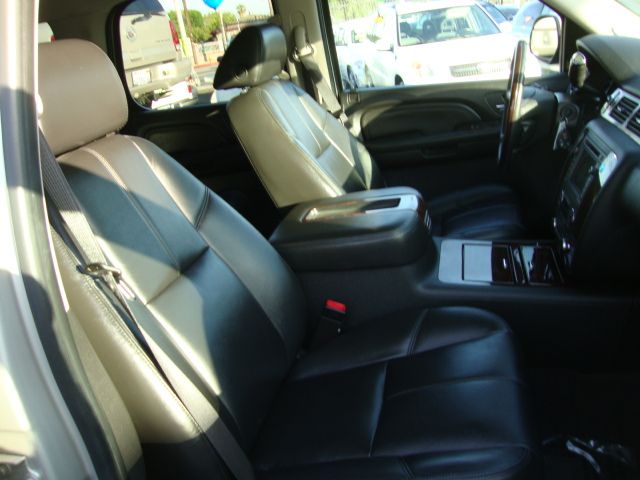 GMC Yukon 2008 photo 24