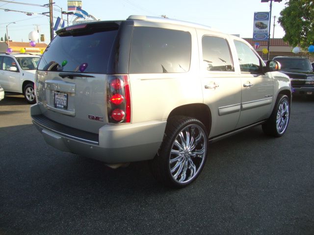 GMC Yukon 2008 photo 8