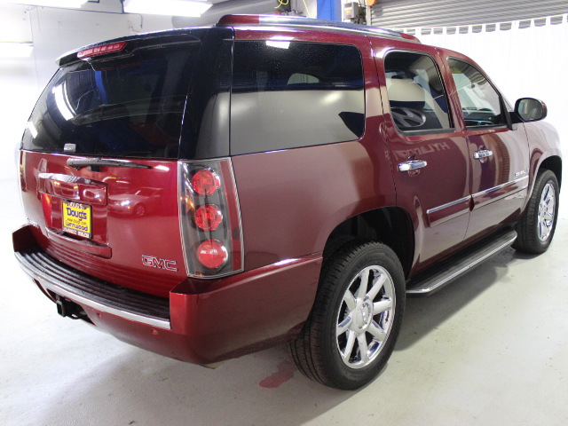 GMC Yukon 2008 photo 1