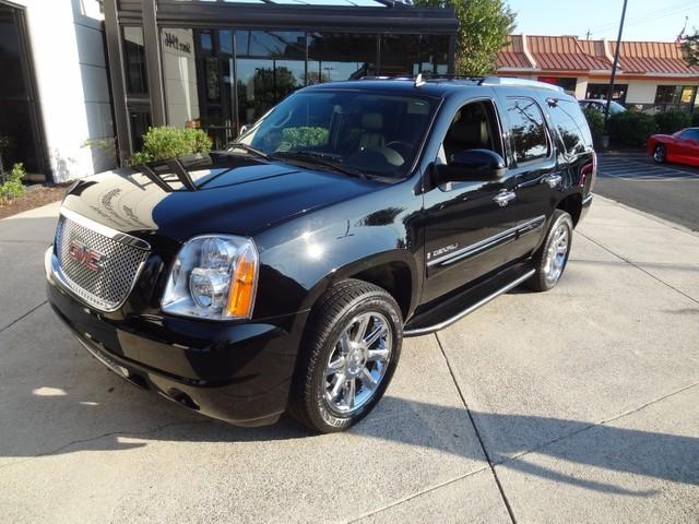 GMC Yukon 2008 photo 1