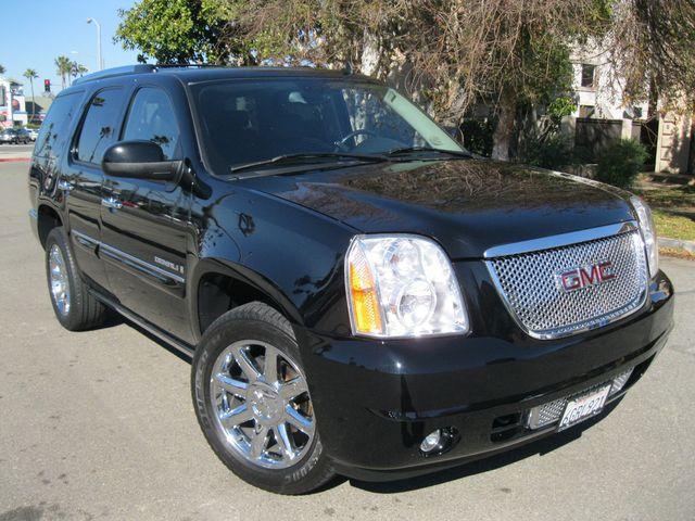 GMC Yukon 2008 photo 1