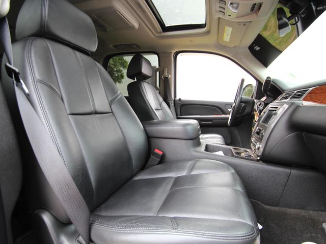 GMC Yukon 2008 photo 2