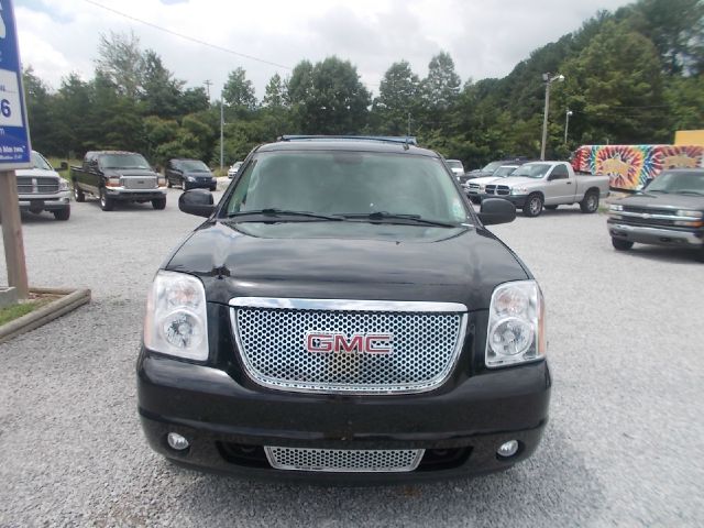 GMC Yukon 2008 photo 2