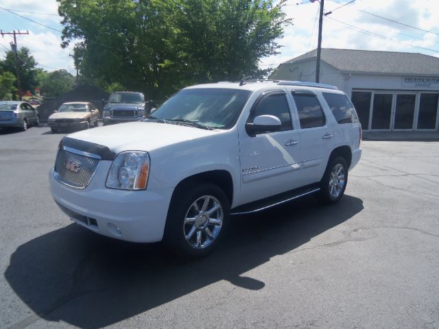 GMC Yukon 2008 photo 2