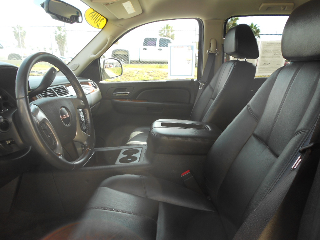 GMC Yukon 2008 photo 1