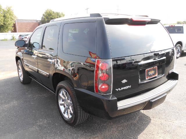 GMC Yukon 2008 photo 4