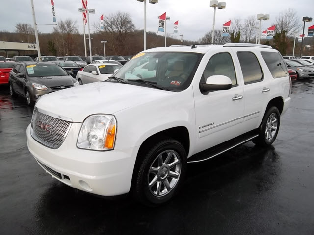 GMC Yukon 50th Anniversary LE Unspecified