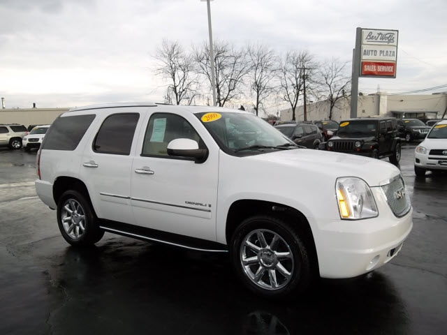 GMC Yukon 2009 photo 1