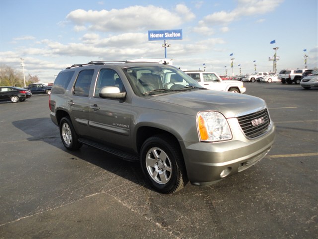 GMC Yukon 2009 photo 1