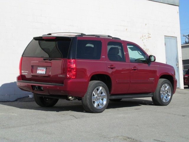 GMC Yukon 2009 photo 3