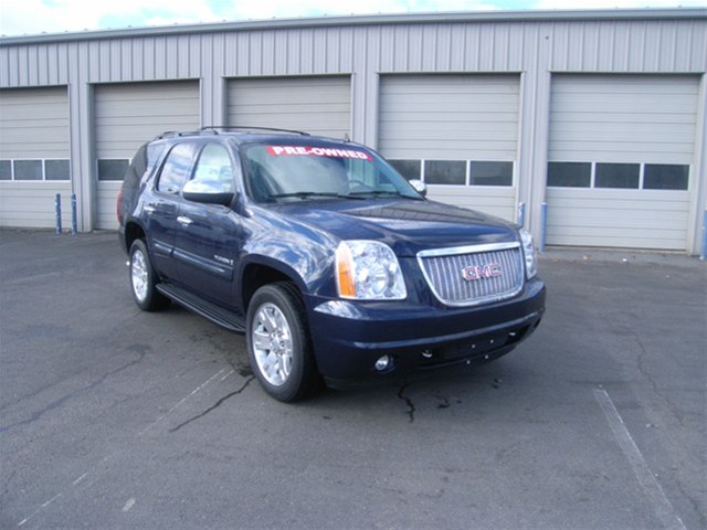 GMC Yukon 2009 photo 3