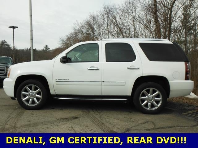 GMC Yukon 2009 photo 2