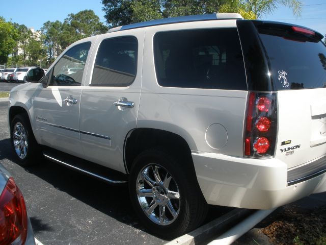 GMC Yukon 2009 photo 6