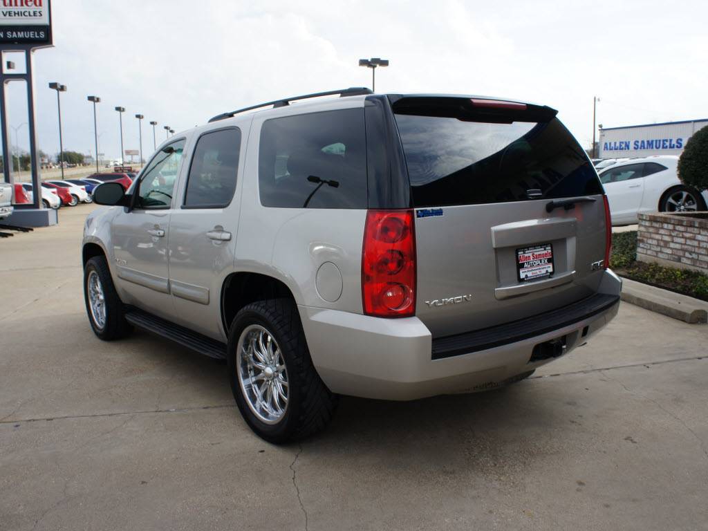 GMC Yukon 2009 photo 4