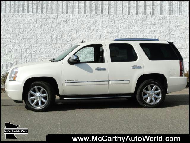 GMC Yukon 2009 photo 1