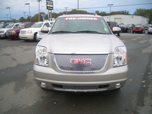 GMC Yukon 2009 photo 1