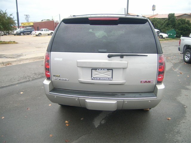 GMC Yukon 2009 photo 5