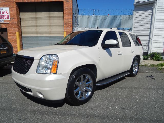 GMC Yukon 2009 photo 4