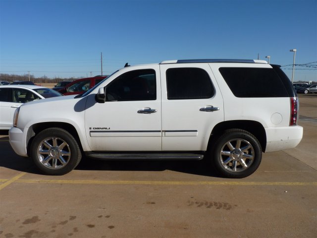 GMC Yukon 2009 photo 3